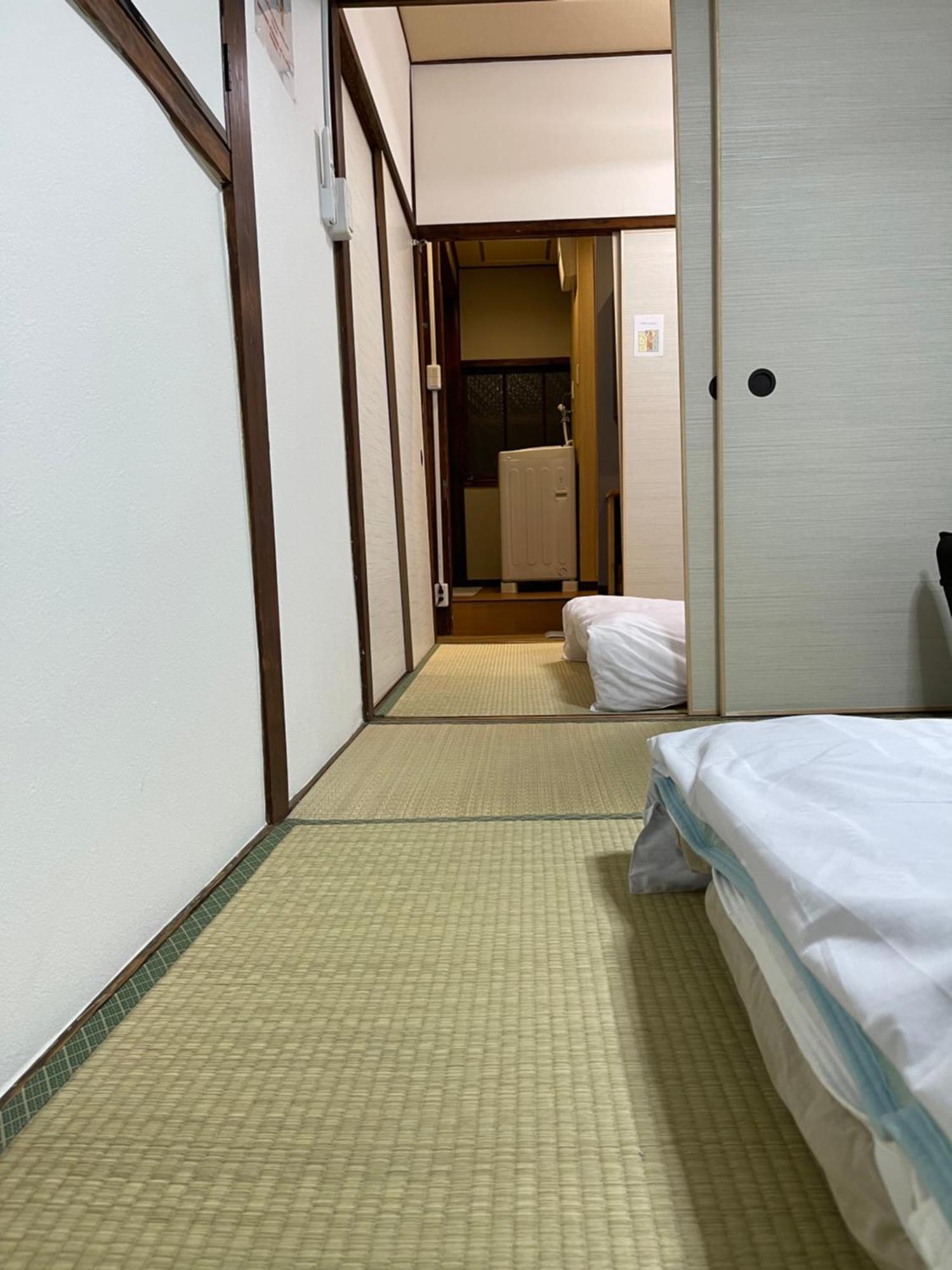 難波心斎橋10Minutes民宿2号室 Ōsaka Exterior foto