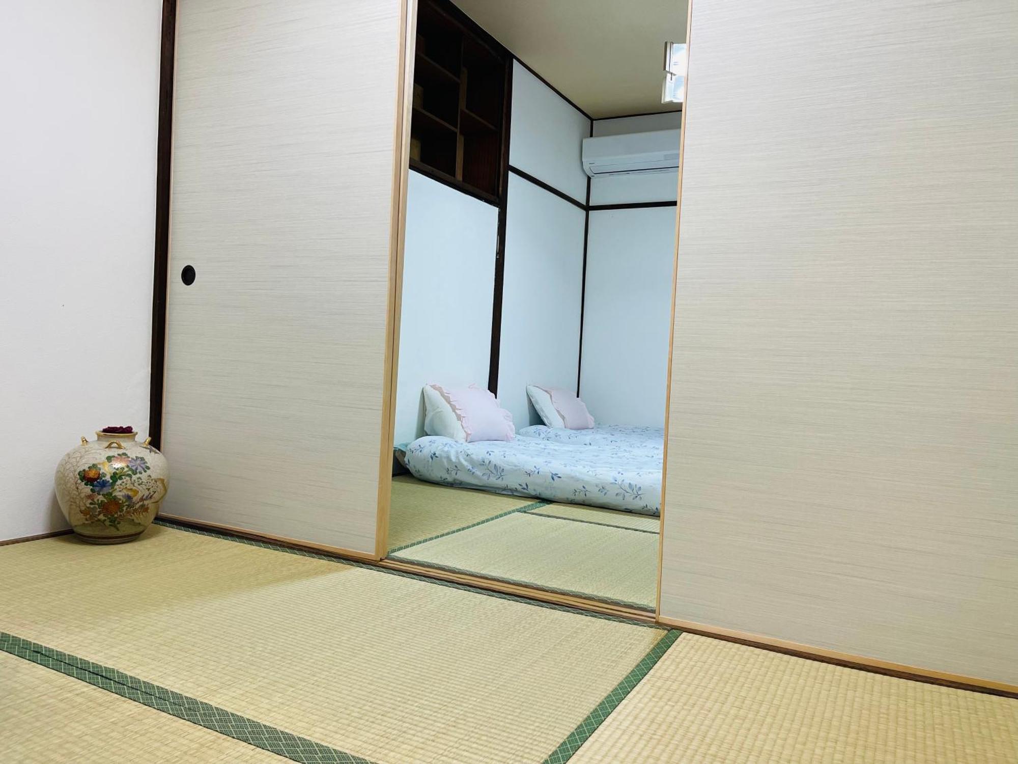 難波心斎橋10Minutes民宿2号室 Ōsaka Exterior foto